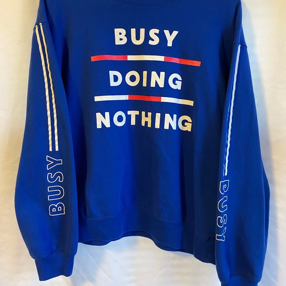 Super cute vintage style crew neck sweat shirt